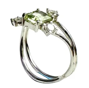 18K White Gold Green Sapphire Diamond Ring