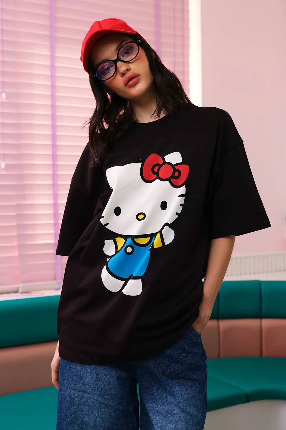 Classic Hello Kitty Oversized T-shirt