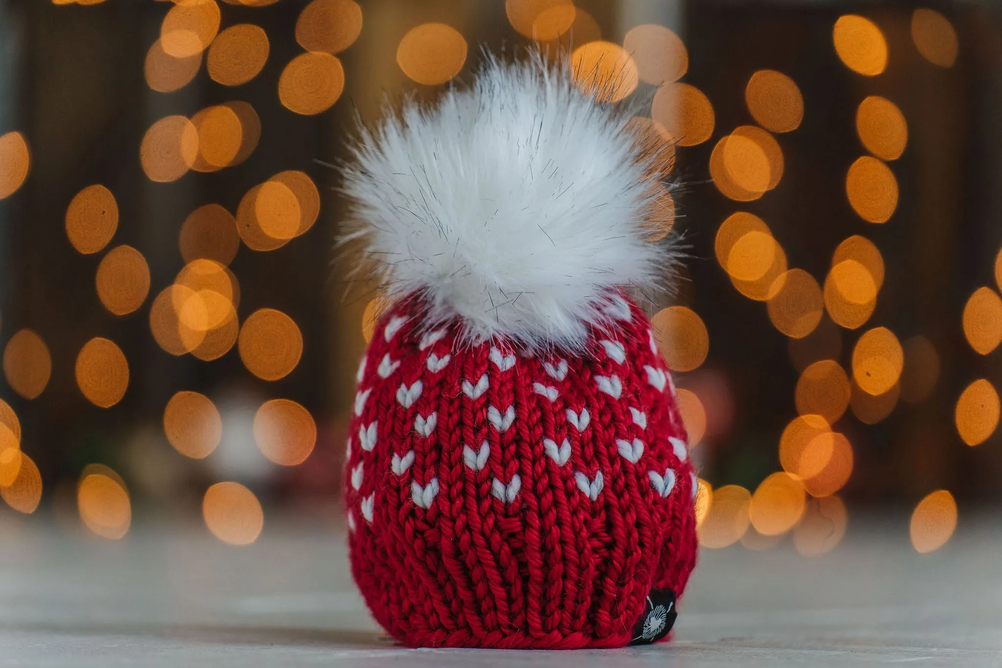 Tiny Hearts Faux Fur Pom-Pom Beanie in XOXO Baby/Youth